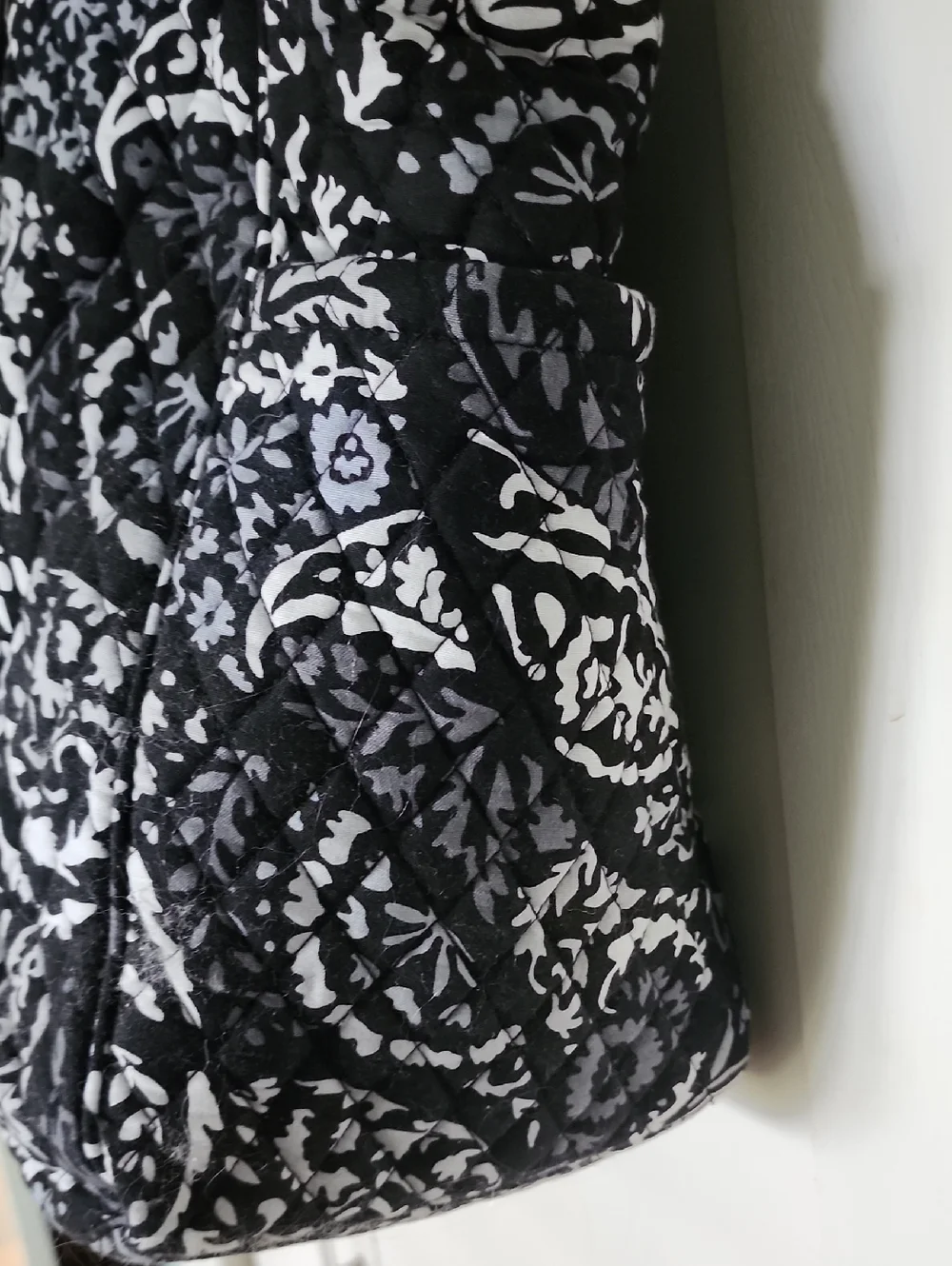 Vera Bradley Black & White With Gray  Paisley Tote Bag - Women - Picture 3 of 6